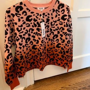 525 America sweater
